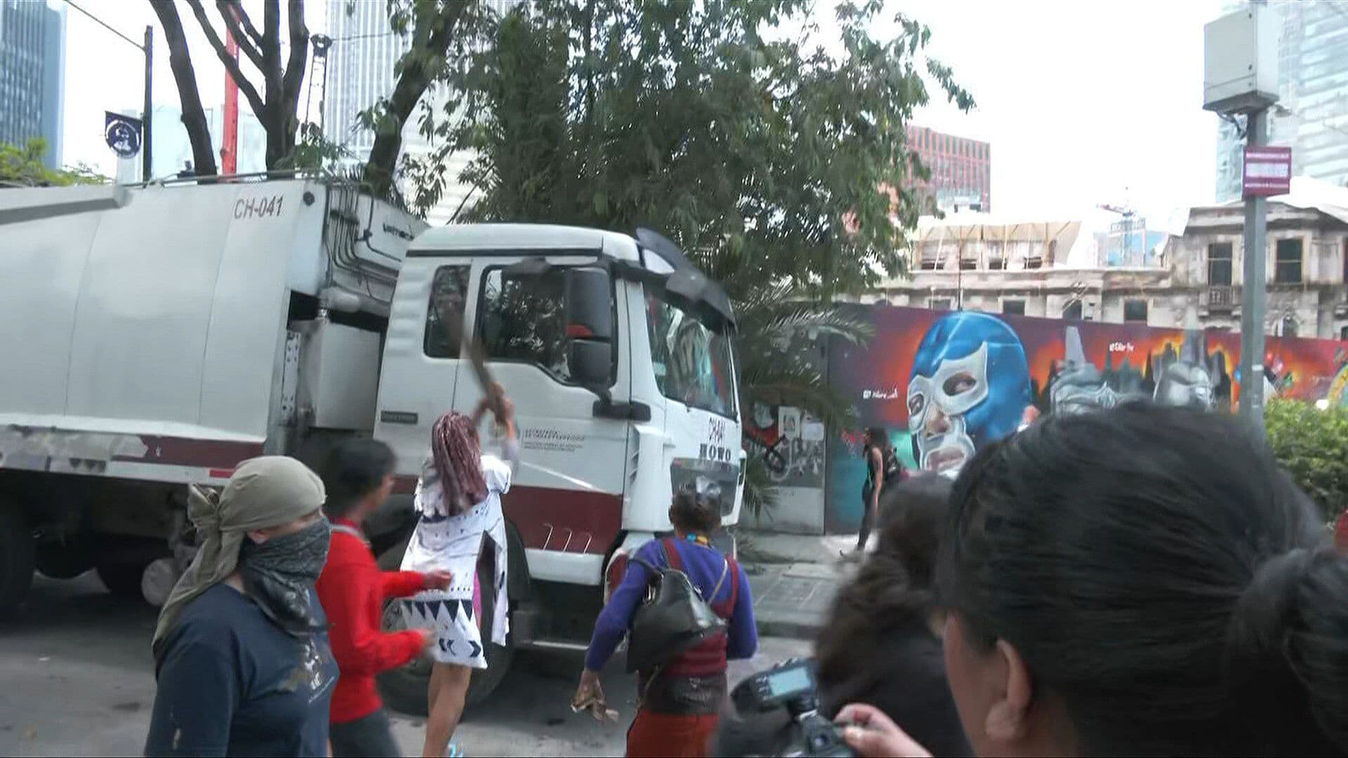 Protesta trans en CDMX: reclamos por derechos terminan con afectaciones en Reforma