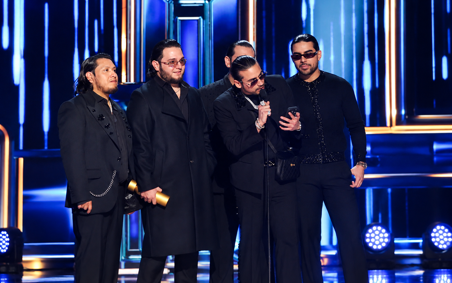 Fuerza Regida destrona a Bad Bunny y conquista los Billboard de la Música Latina 2026