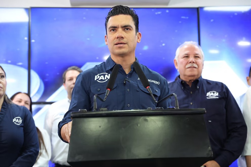 Militantes del PAN exigen libertad para César Jáuregui en Chihuahua